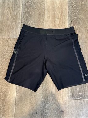 O'Neill No Tie Fly Black Athletic Swim/Board Shorts with Reflective Trim 1371